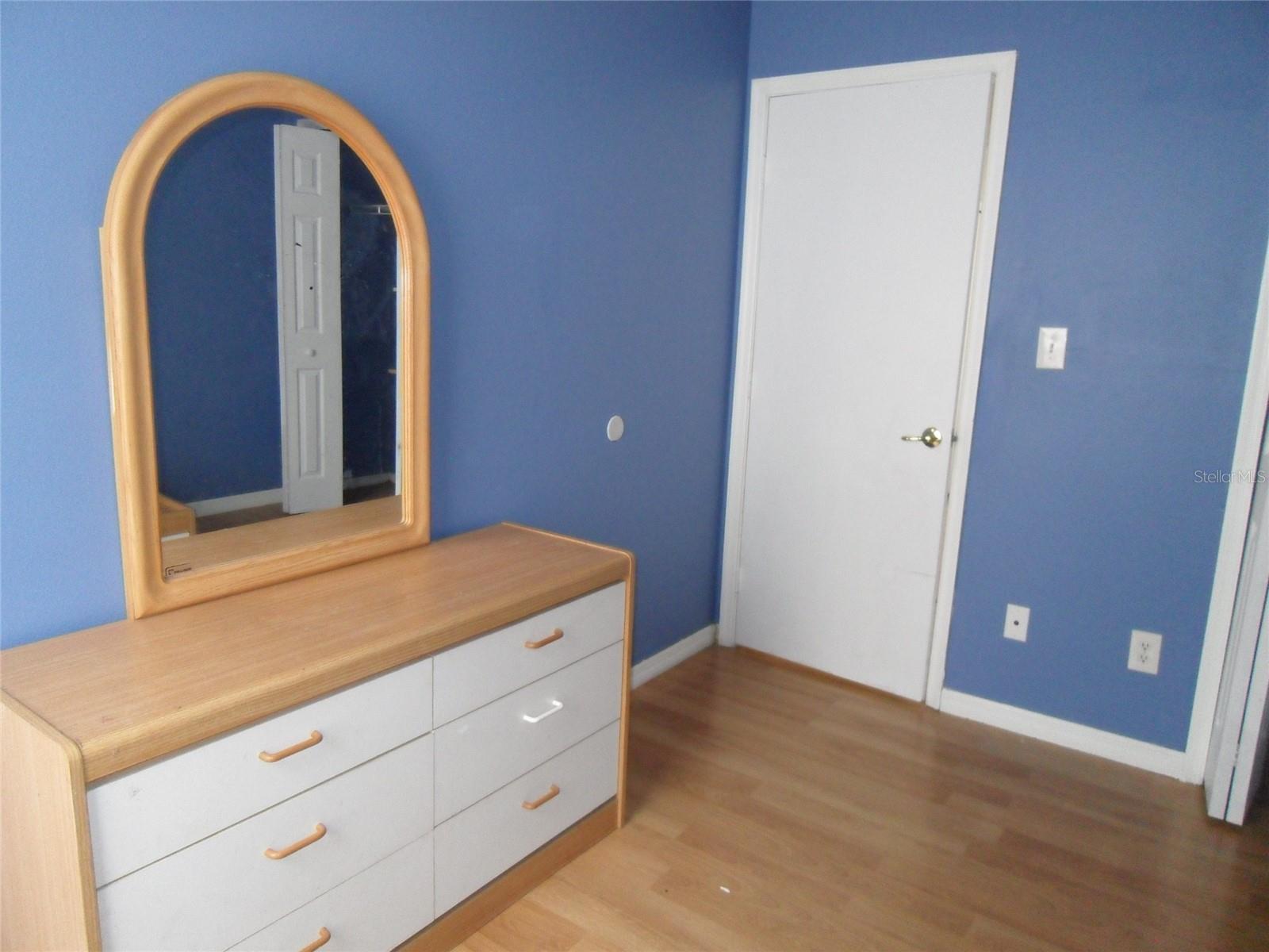 Image 24 of 35 For 276 San Gabriel Street