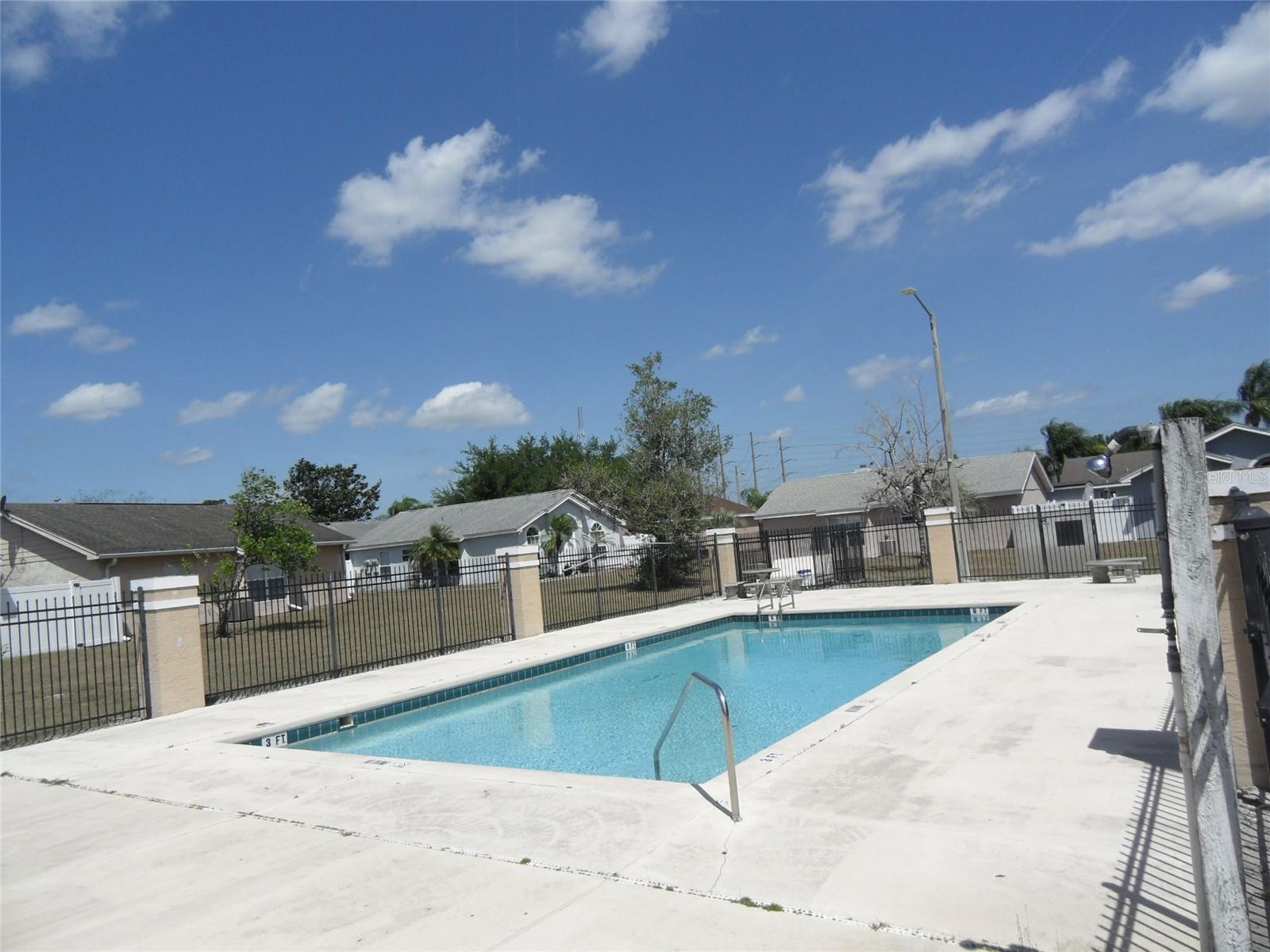 Image 33 of 35 For 276 San Gabriel Street