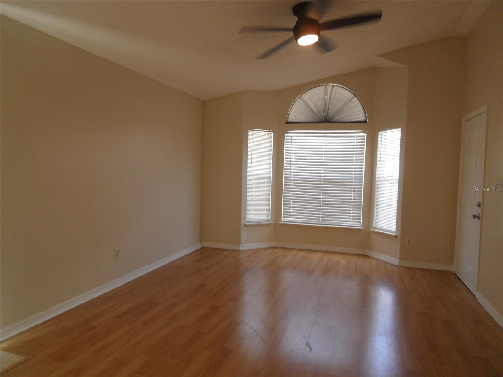 Image 9 of 35 For 276 San Gabriel Street