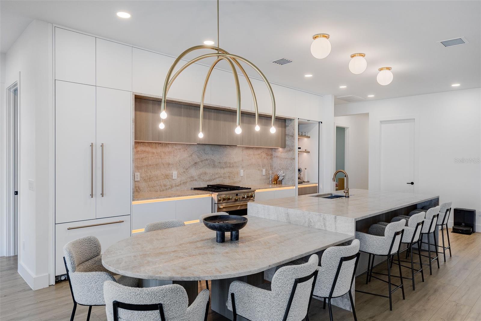 Image 18 of 45 For 43394 Waterside Trail