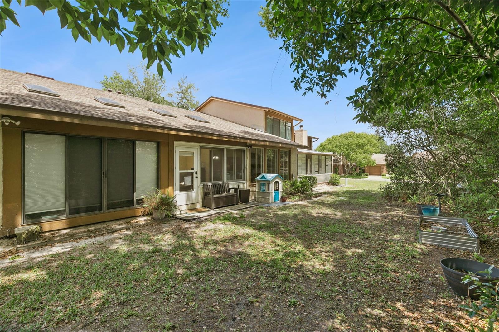 Image 34 of 36 For 335 Golfside Cove