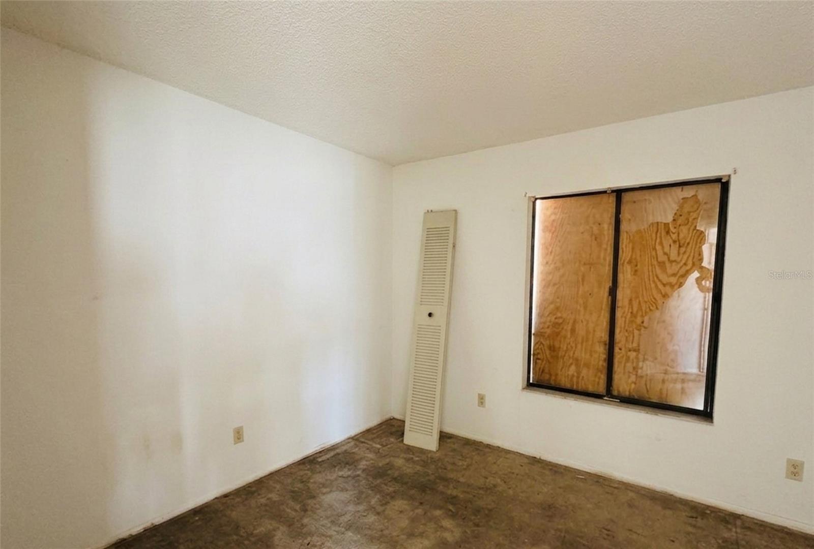 Image 8 of 10 For 5509 Lighthouse Road