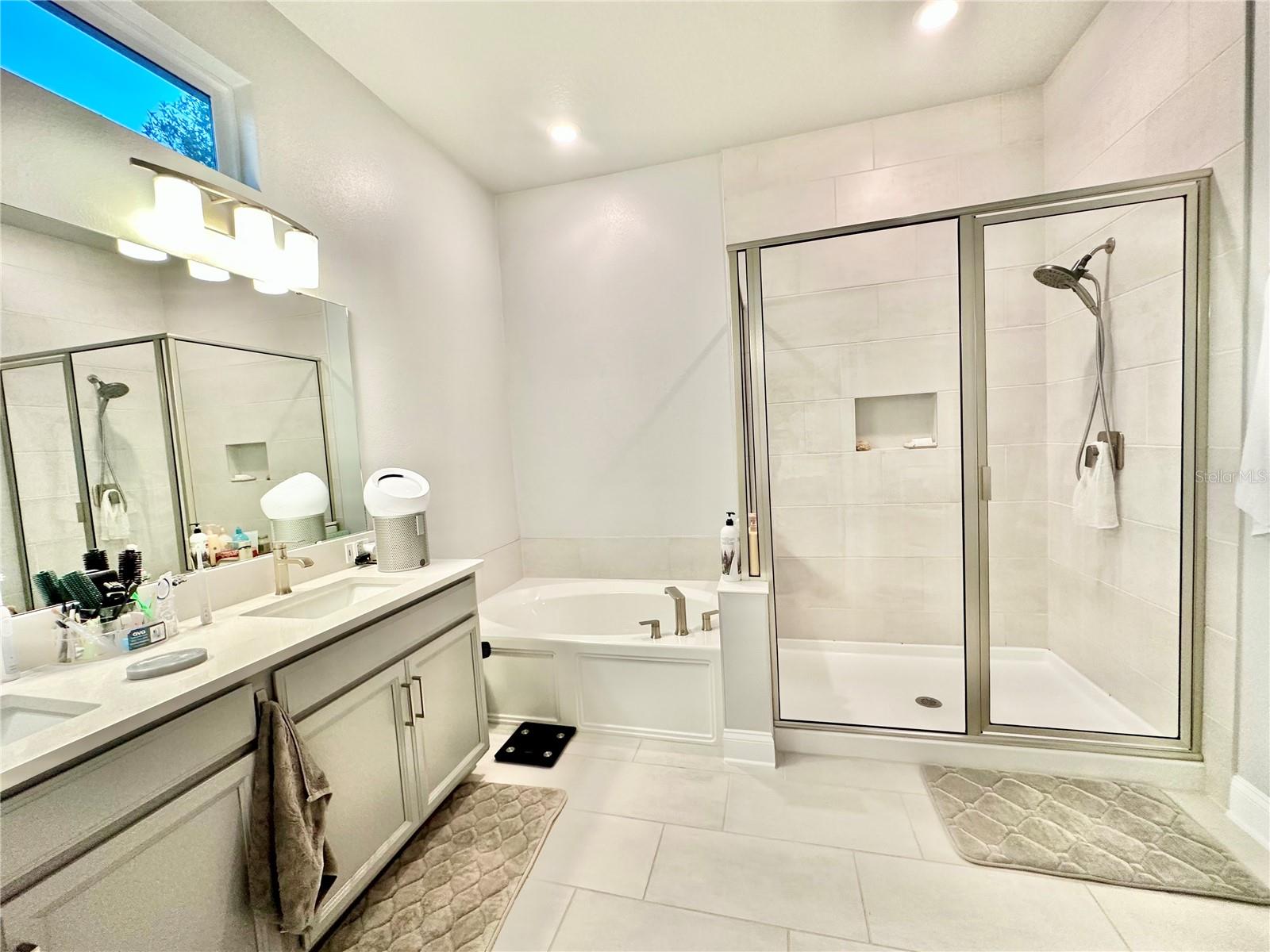 Image 20 of 26 For 900 Wild Date Lane