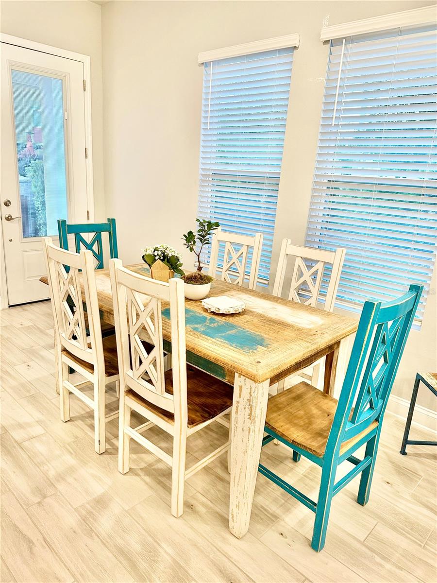 Image 6 of 26 For 900 Wild Date Lane