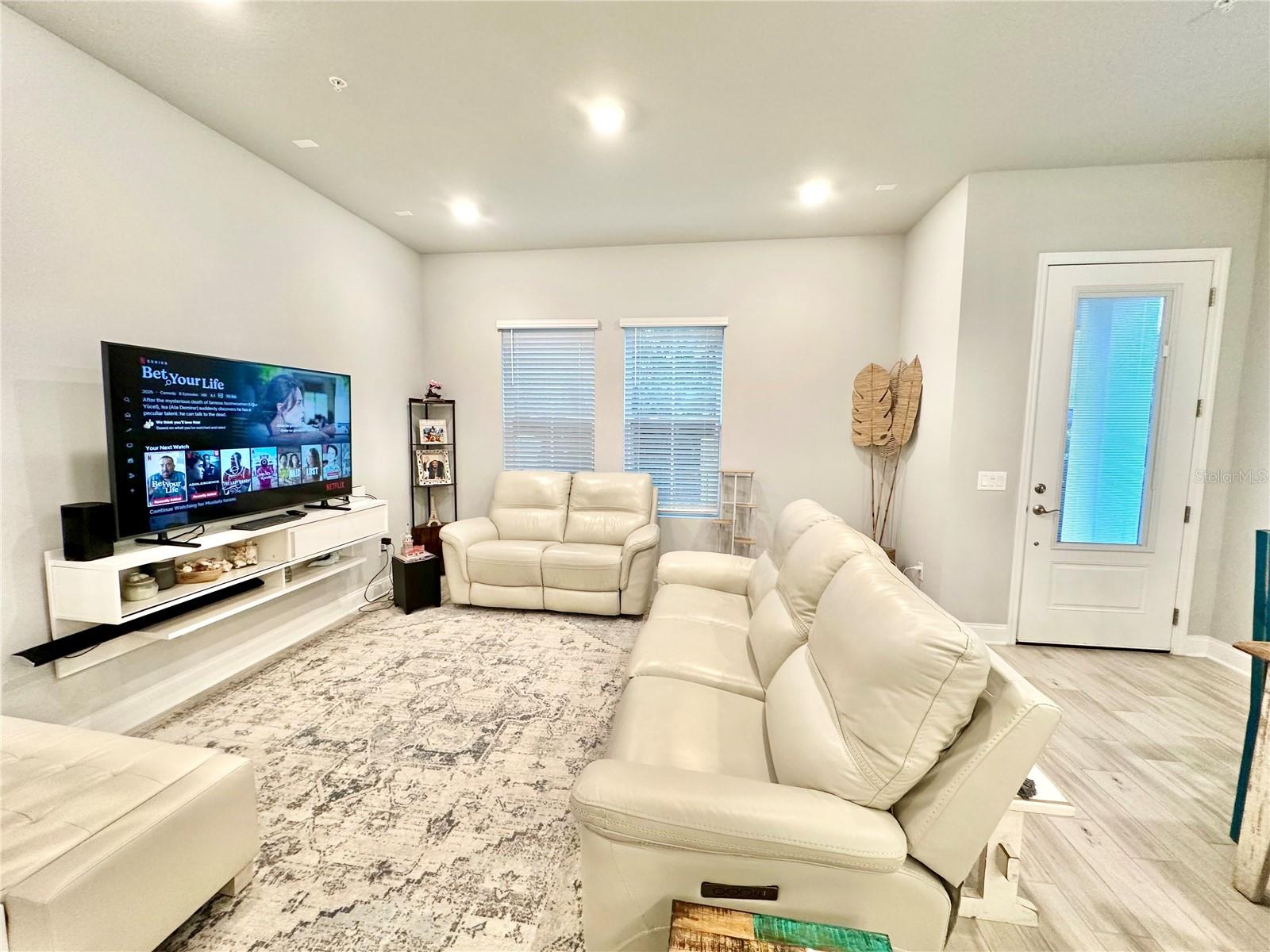 Image 7 of 26 For 900 Wild Date Lane