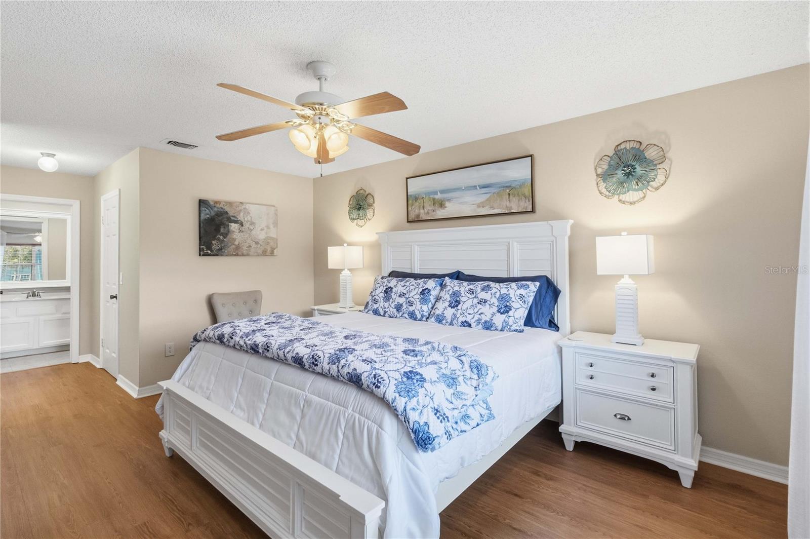 Image 13 of 30 For 6206 Bayhill Lane 6206