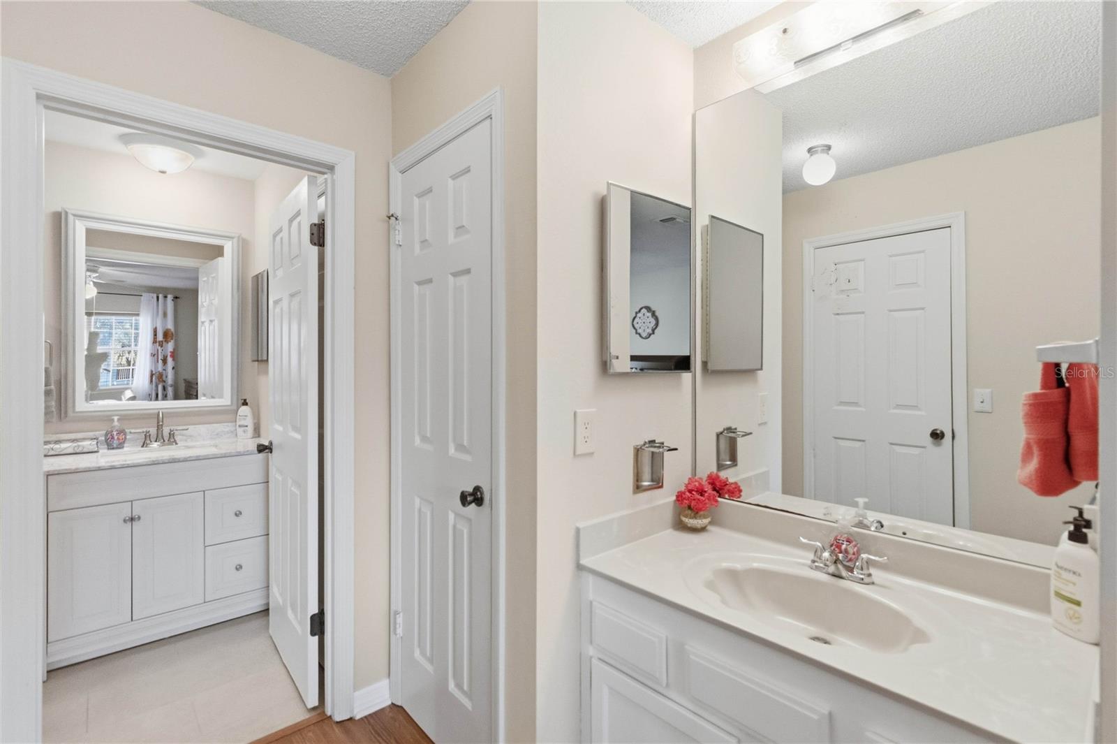 Image 19 of 30 For 6206 Bayhill Lane 6206