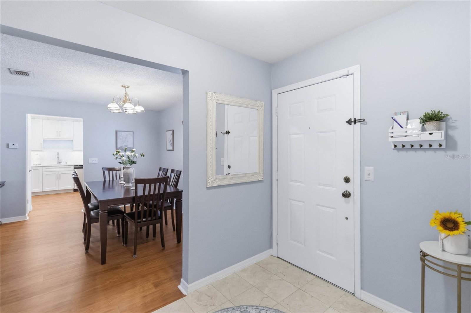 Image 5 of 30 For 6206 Bayhill Lane 6206