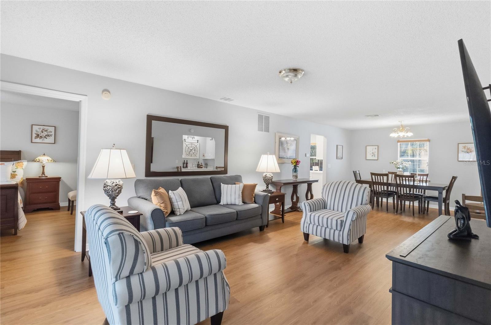 Image 9 of 30 For 6206 Bayhill Lane 6206