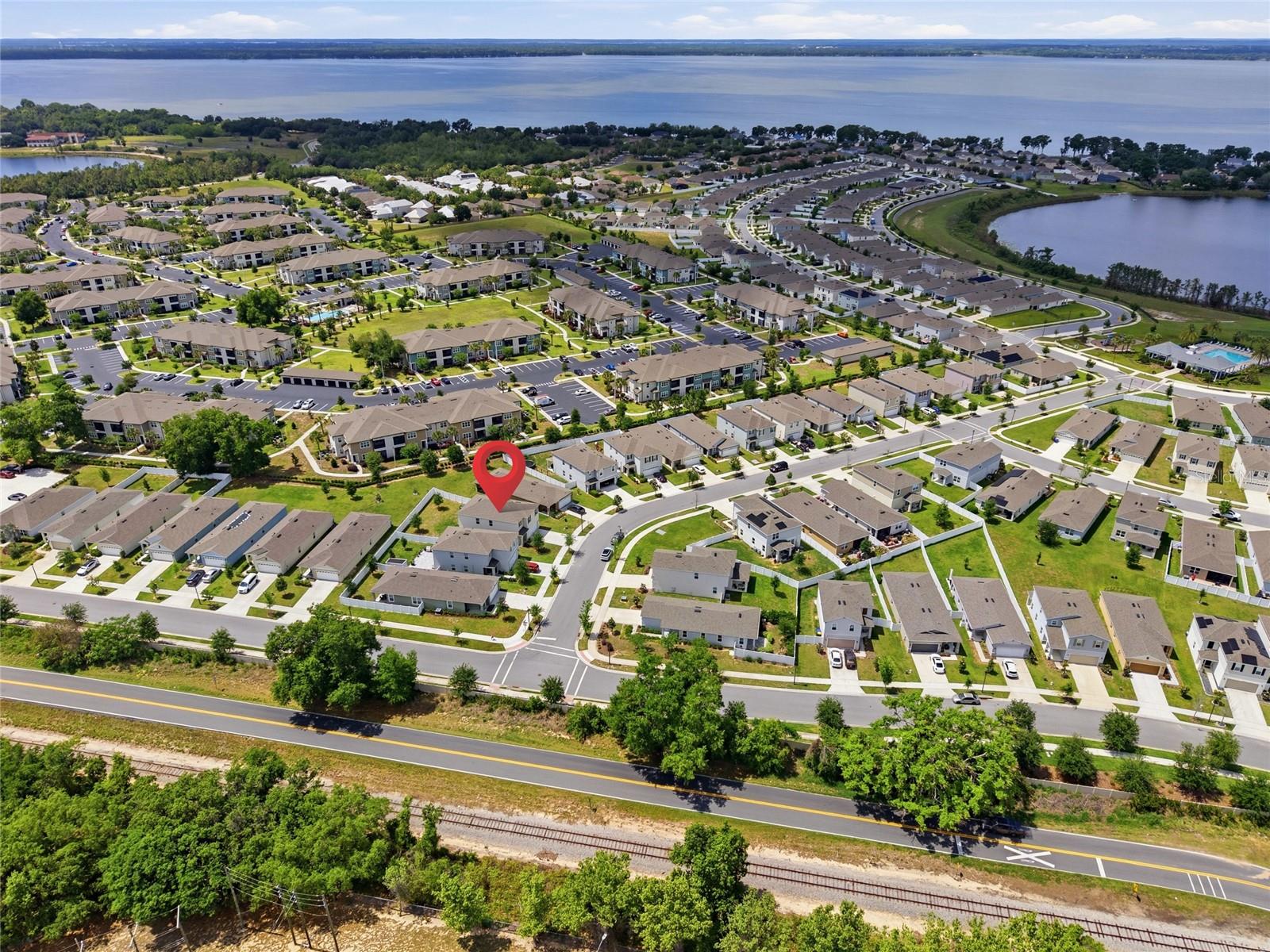 Image 27 of 44 For 2557 Shamrock Street