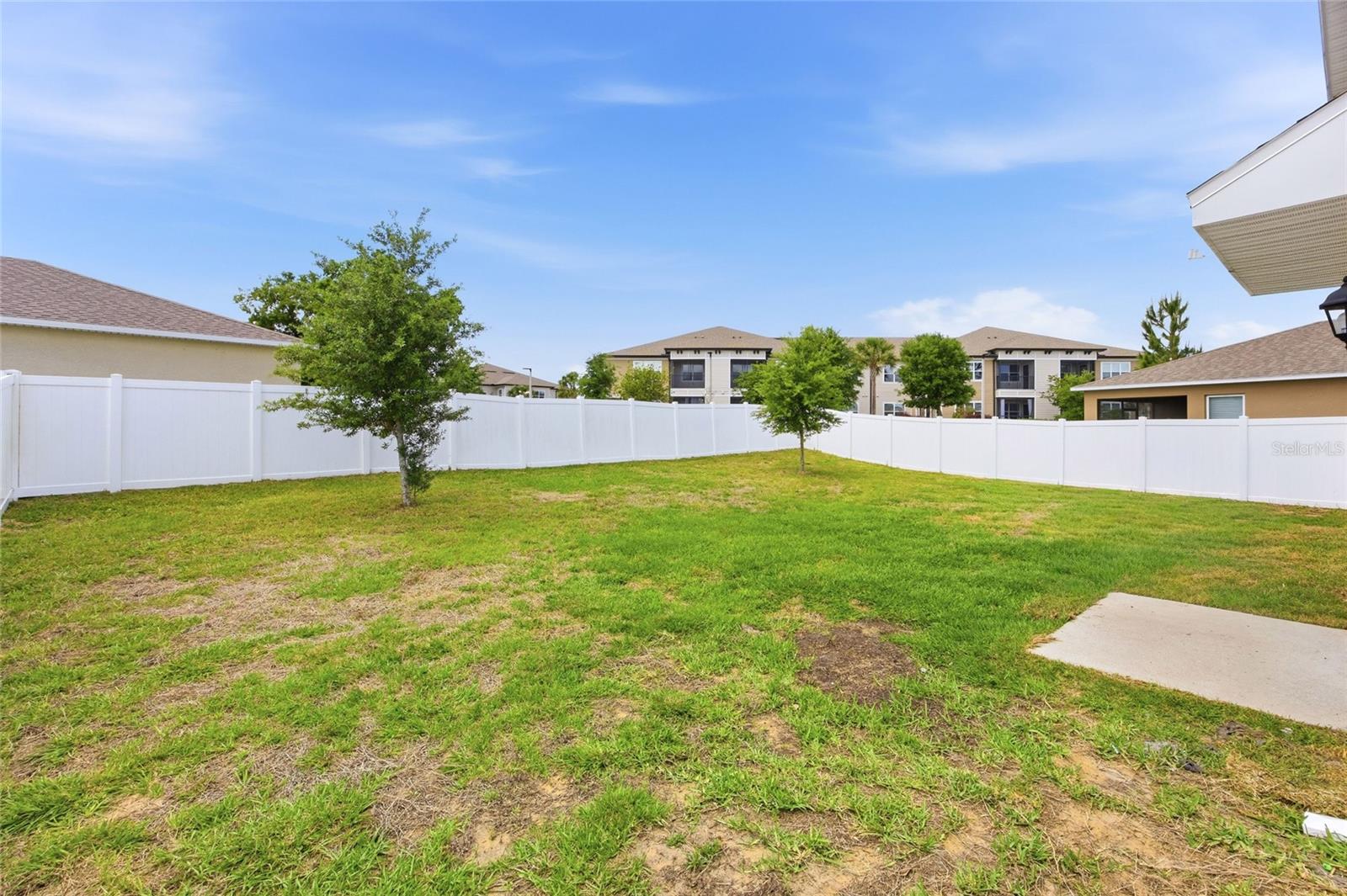 Image 36 of 44 For 2557 Shamrock Street