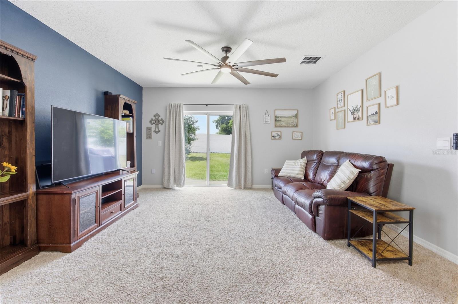 Image 6 of 44 For 2557 Shamrock Street