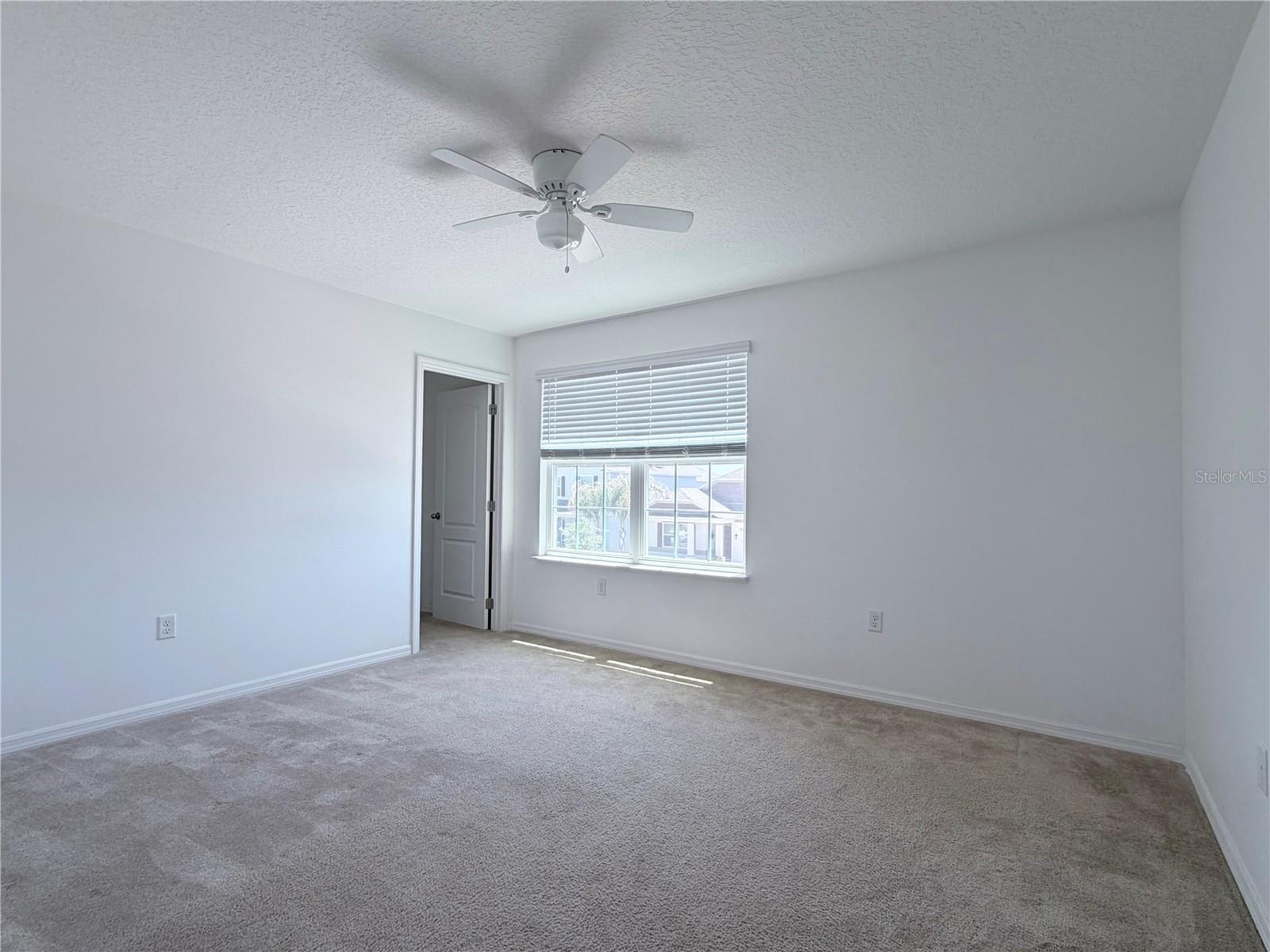 Image 19 of 27 For 426 Taft Drive