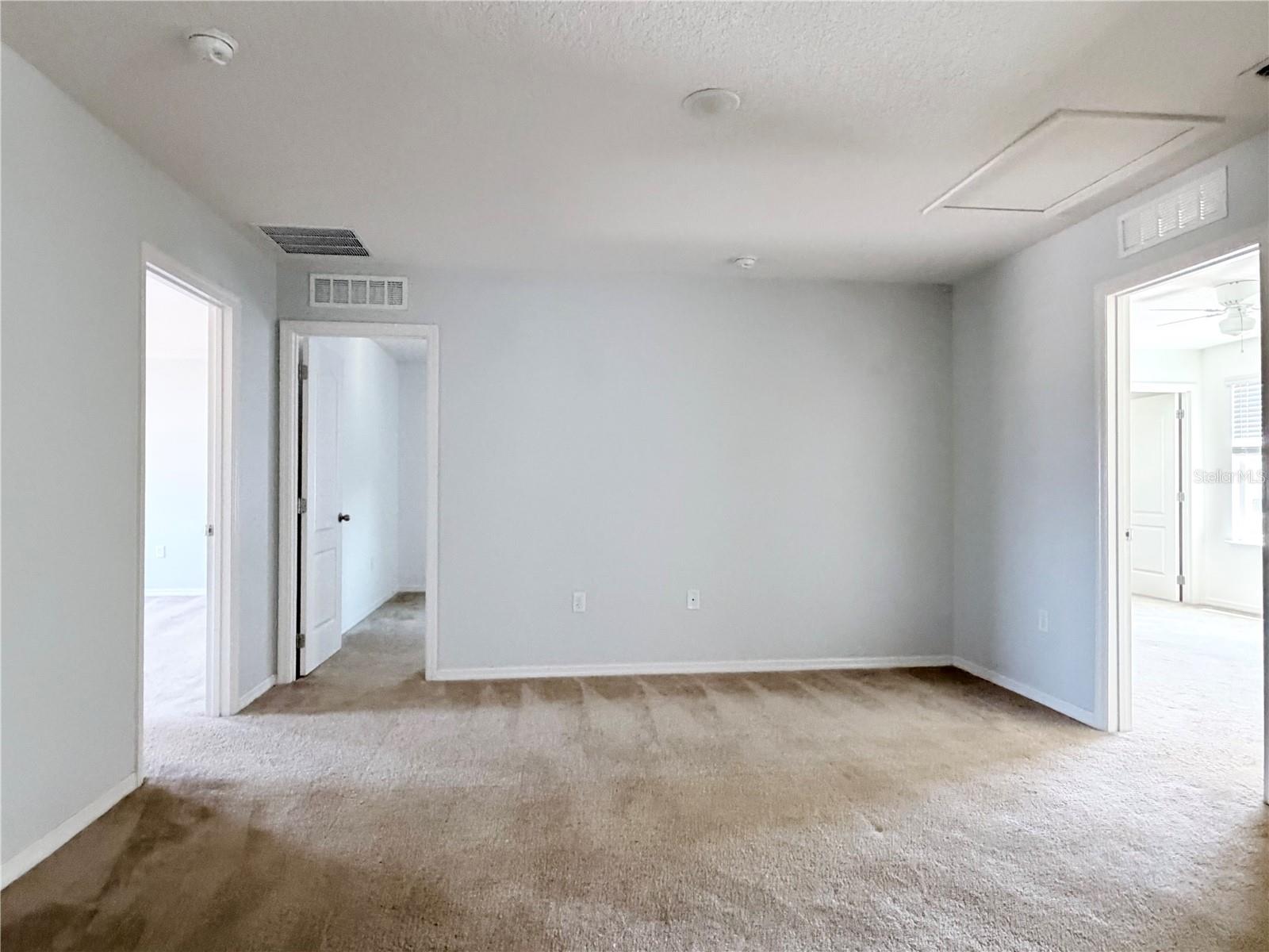 Image 22 of 27 For 426 Taft Drive