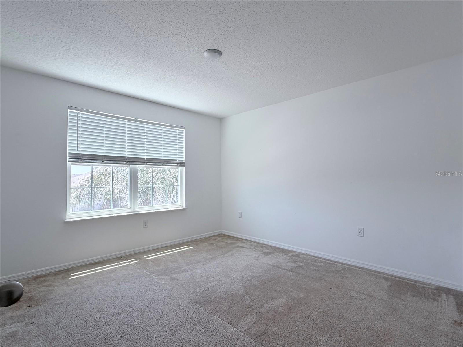 Image 23 of 27 For 426 Taft Drive