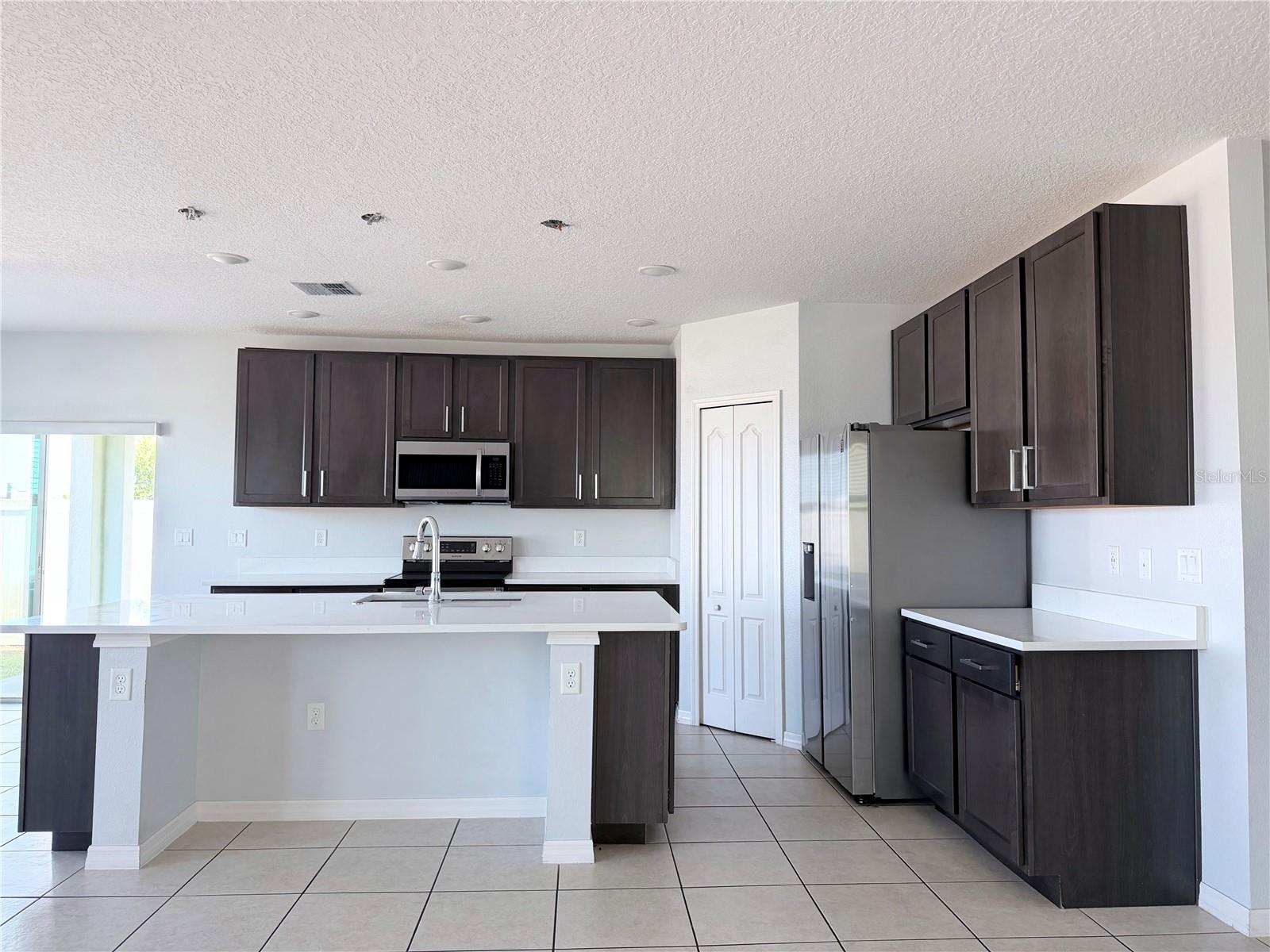 Image 9 of 27 For 426 Taft Drive