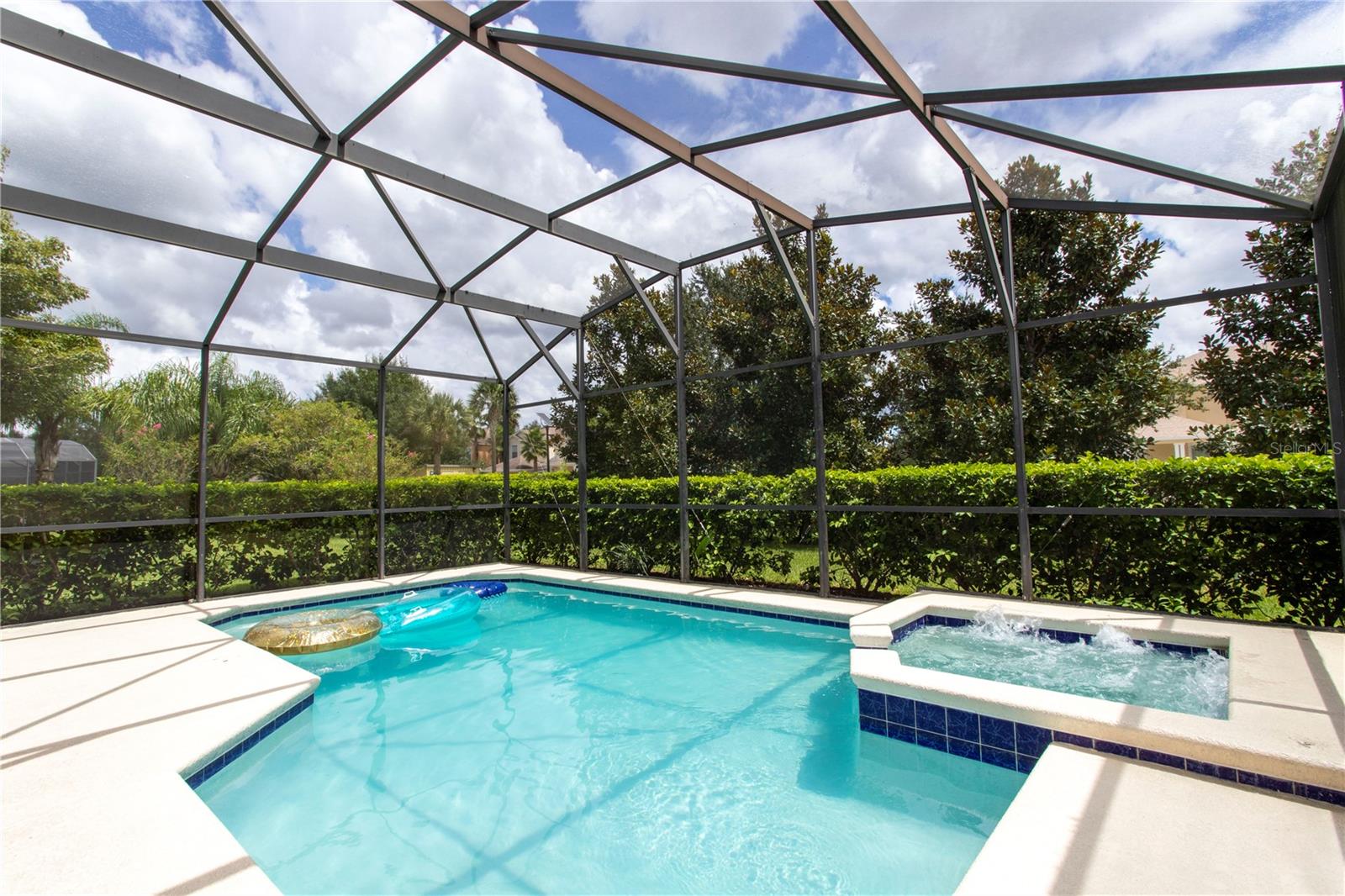 Image 11 of 63 For 17614 Woodcrest Way