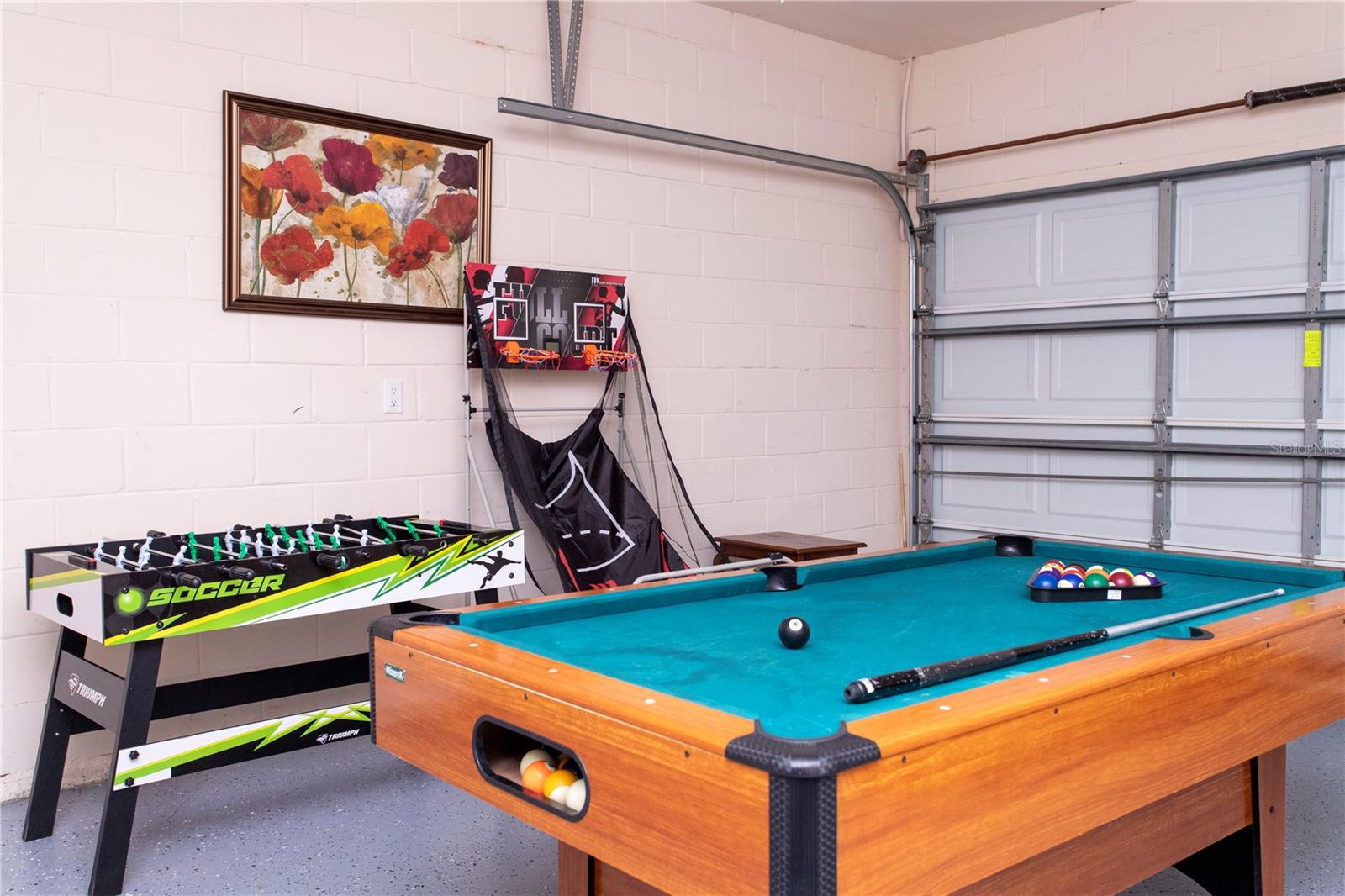 Image 14 of 63 For 17614 Woodcrest Way