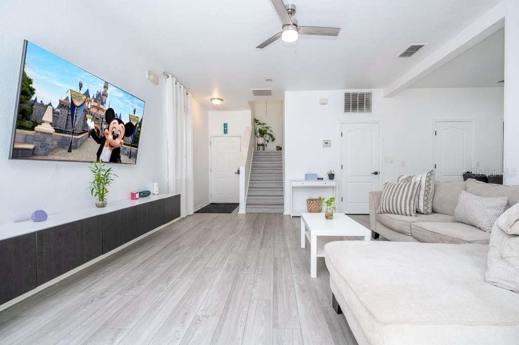 Image 25 of 63 For 17614 Woodcrest Way