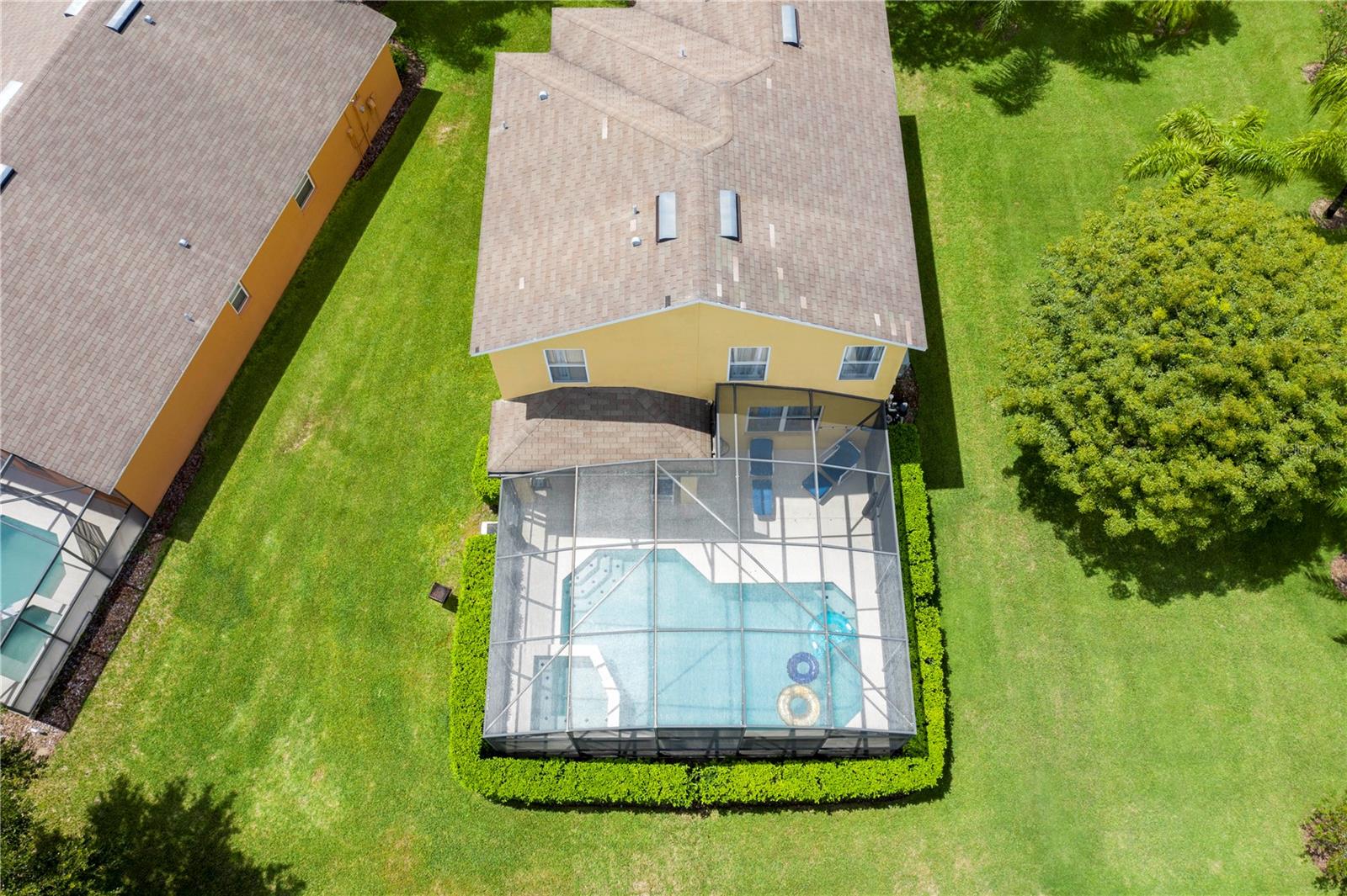 Image 3 of 63 For 17614 Woodcrest Way