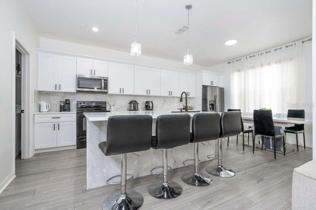 Image 30 of 63 For 17614 Woodcrest Way