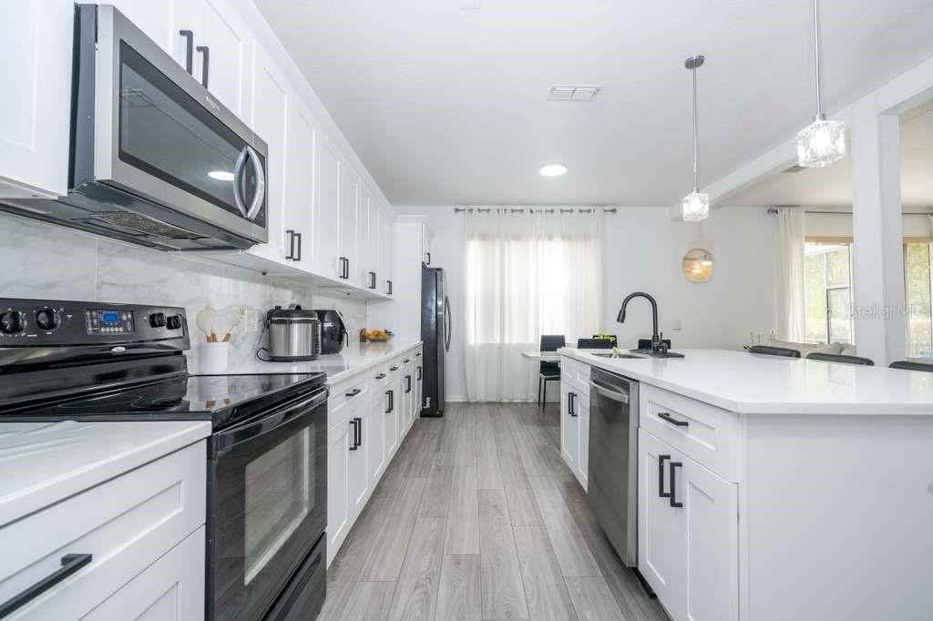 Image 39 of 63 For 17614 Woodcrest Way