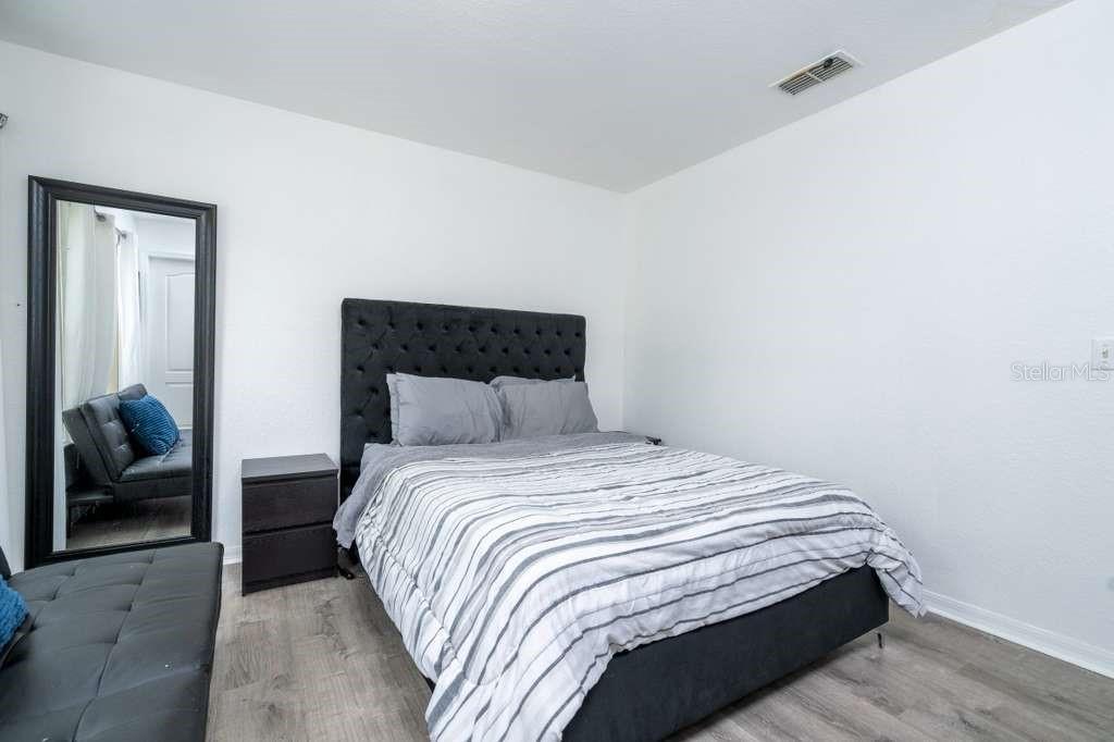 Image 50 of 63 For 17614 Woodcrest Way