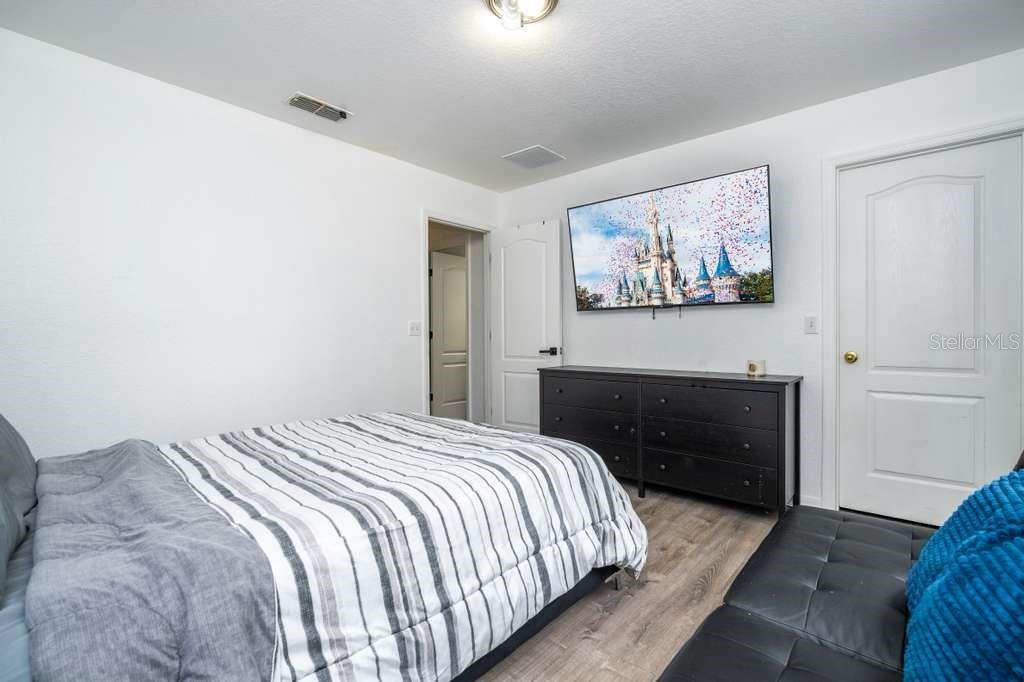 Image 51 of 63 For 17614 Woodcrest Way