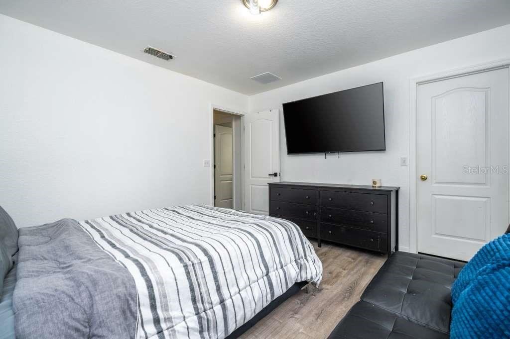 Image 57 of 63 For 17614 Woodcrest Way