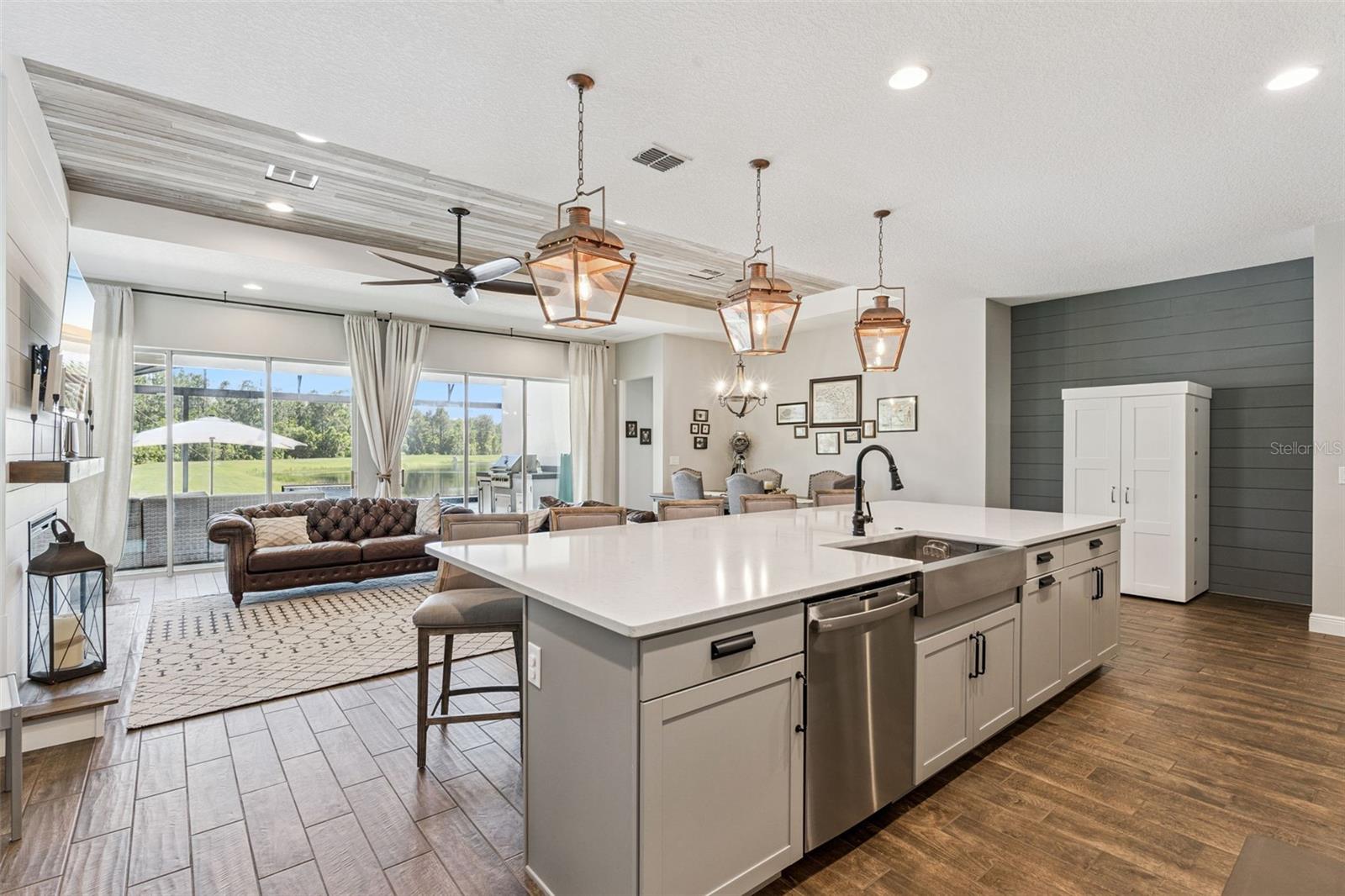 Image 12 of 49 For 15306 Gilligan Court