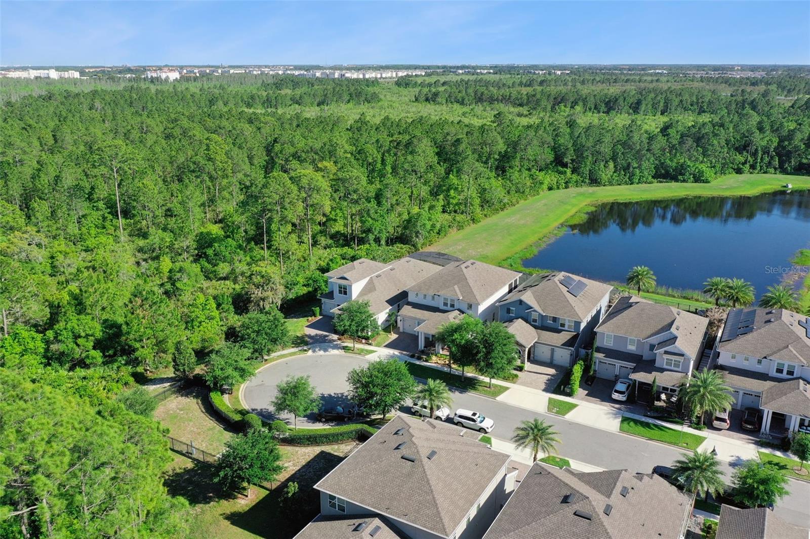 Image 46 of 49 For 15306 Gilligan Court