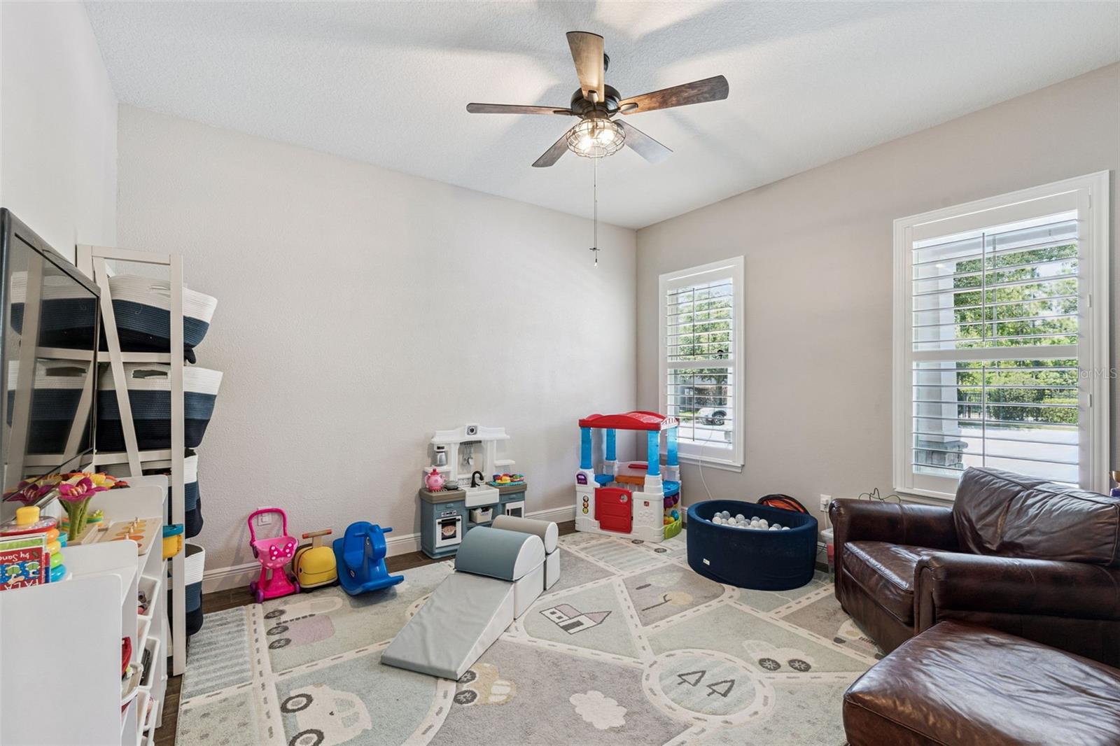 Image 8 of 49 For 15306 Gilligan Court