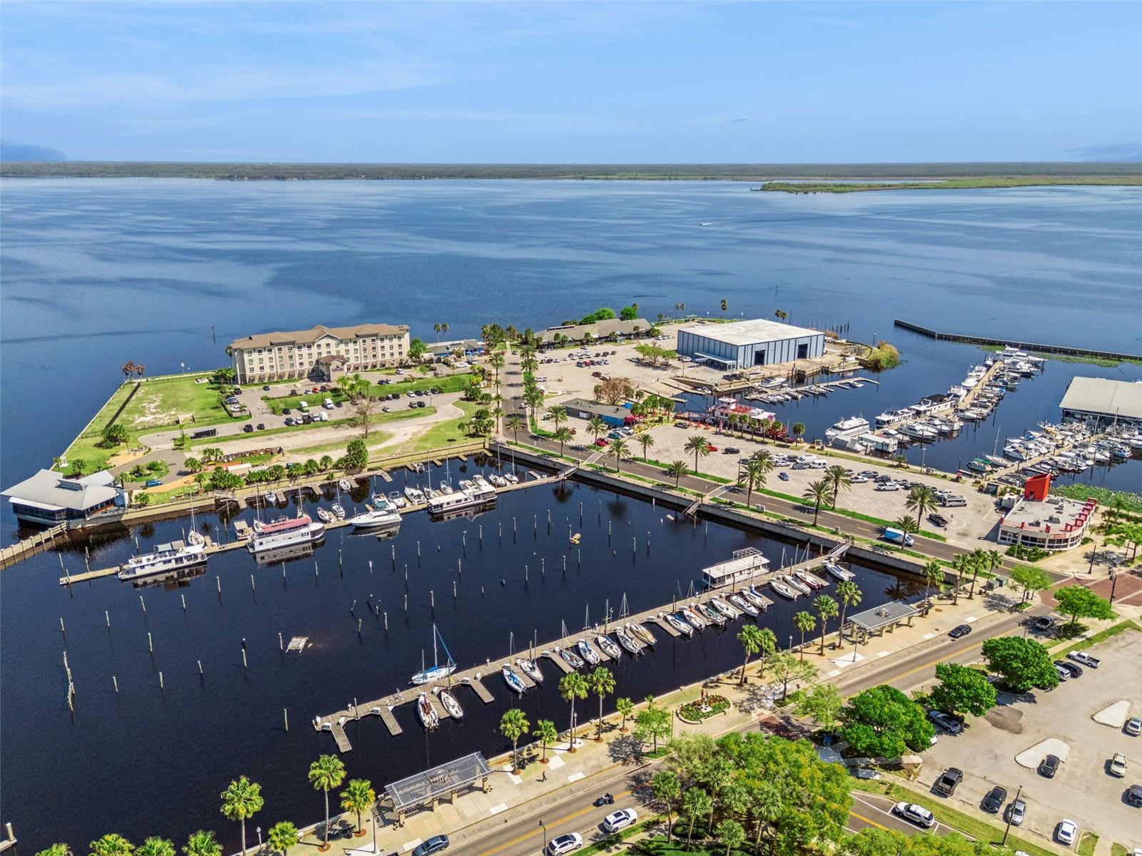 Image 21 of 21 For 215 Magnolia Avenue