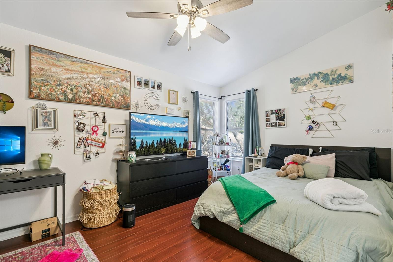 Image 11 of 21 For 5989 Braemar Place 102