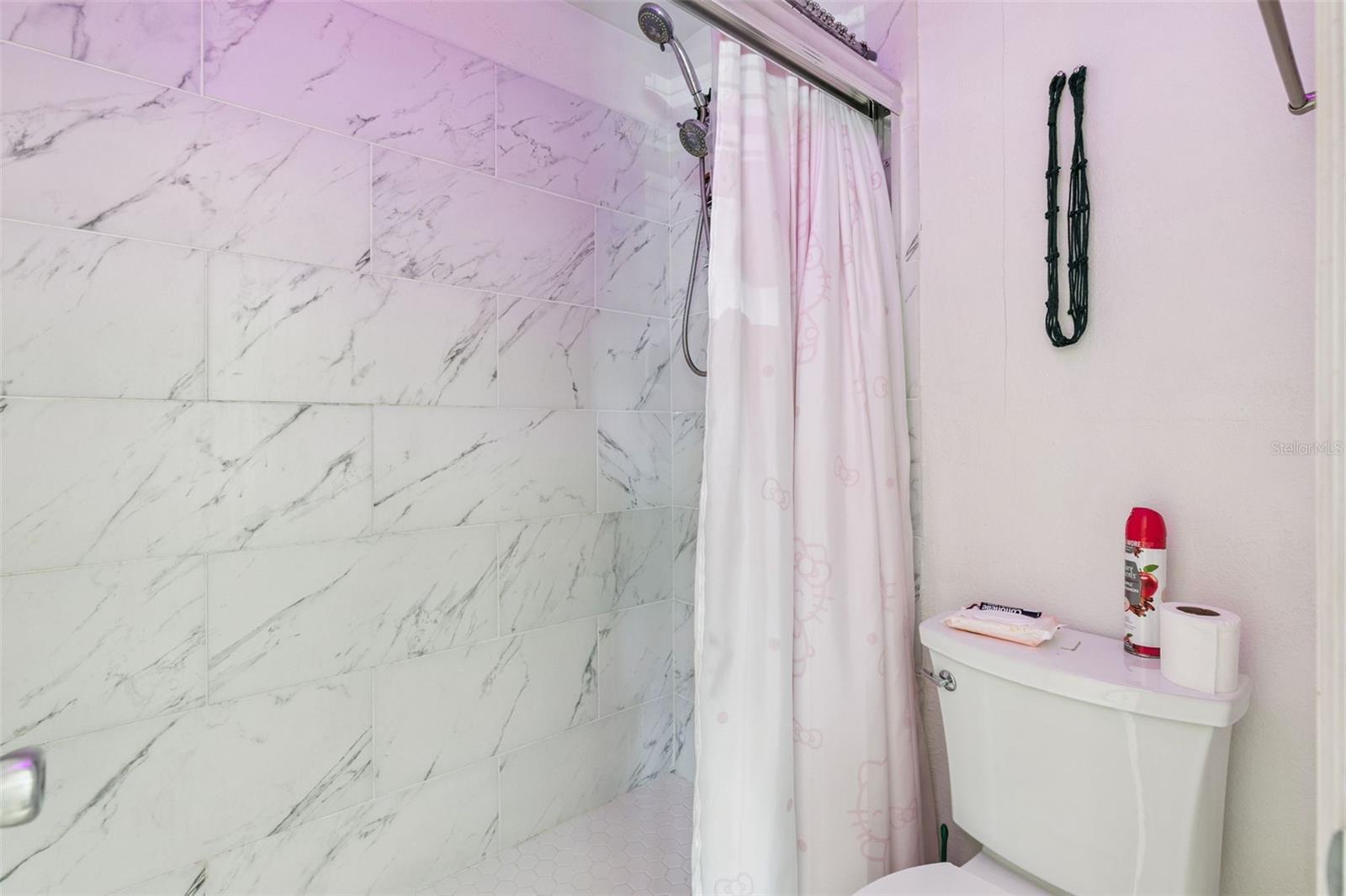 Image 15 of 21 For 5989 Braemar Place 102