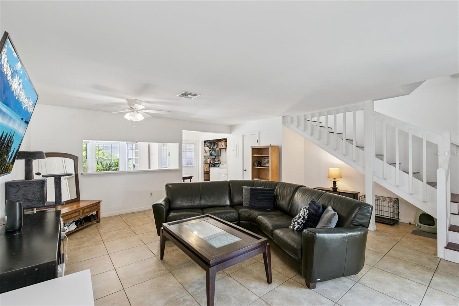 Image 4 of 21 For 5989 Braemar Place 102