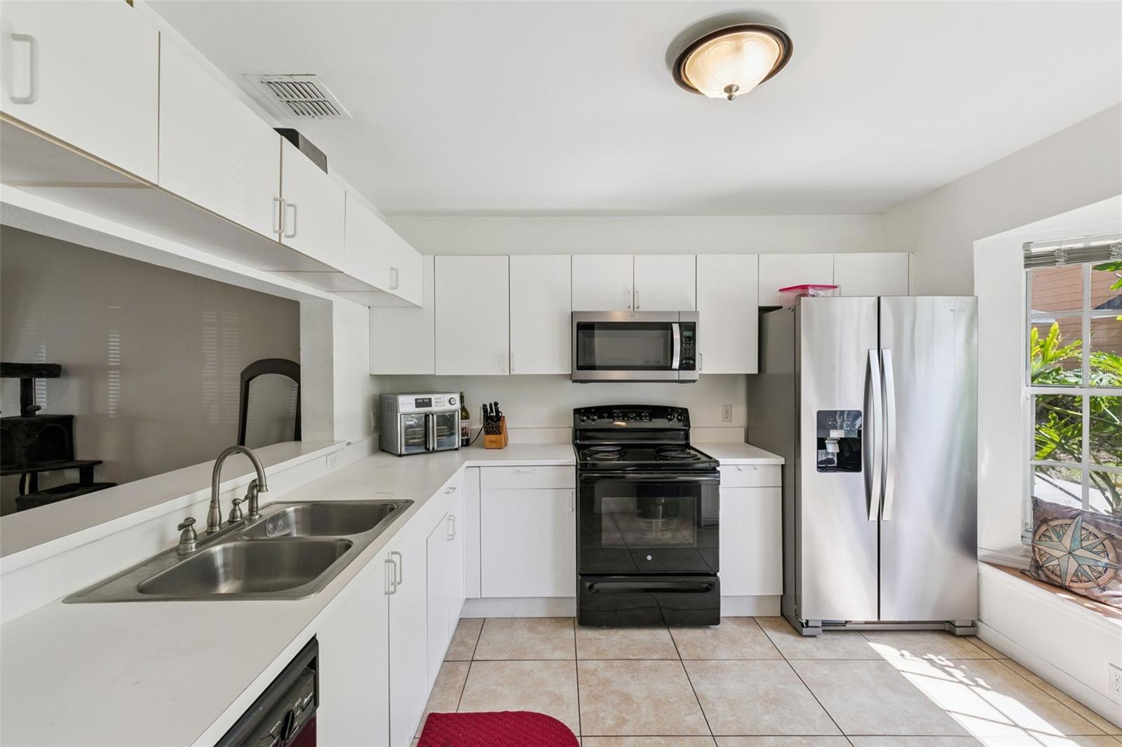 Image 7 of 21 For 5989 Braemar Place 102