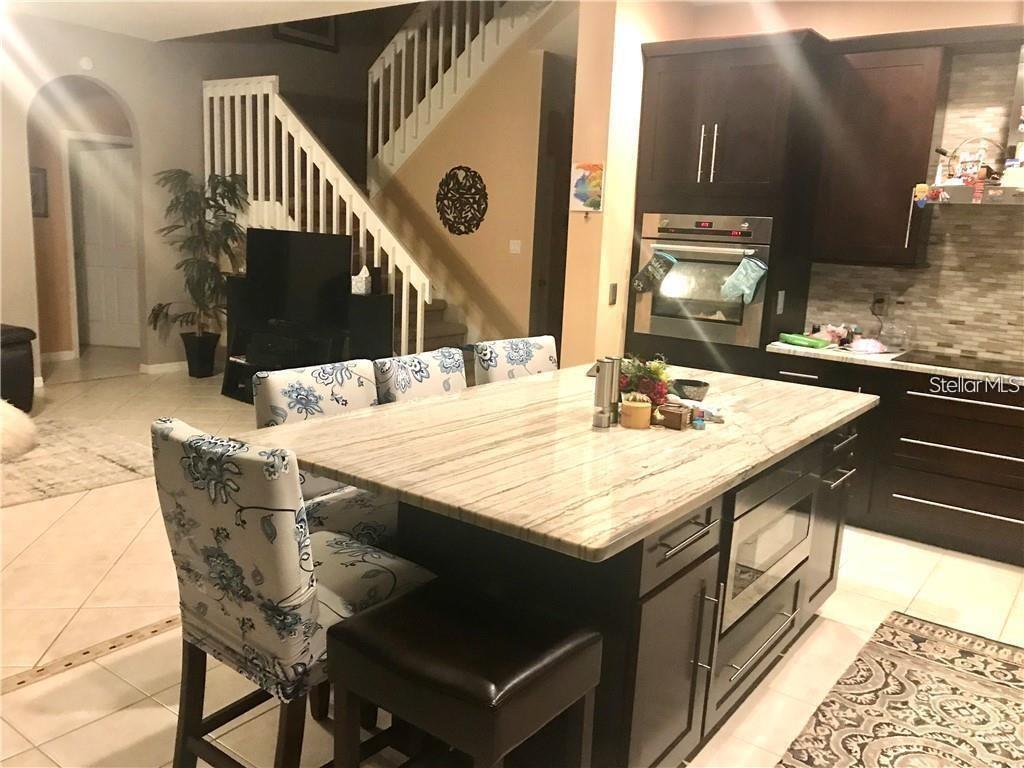 Image 7 of 7 For 382 Lakepark Trail