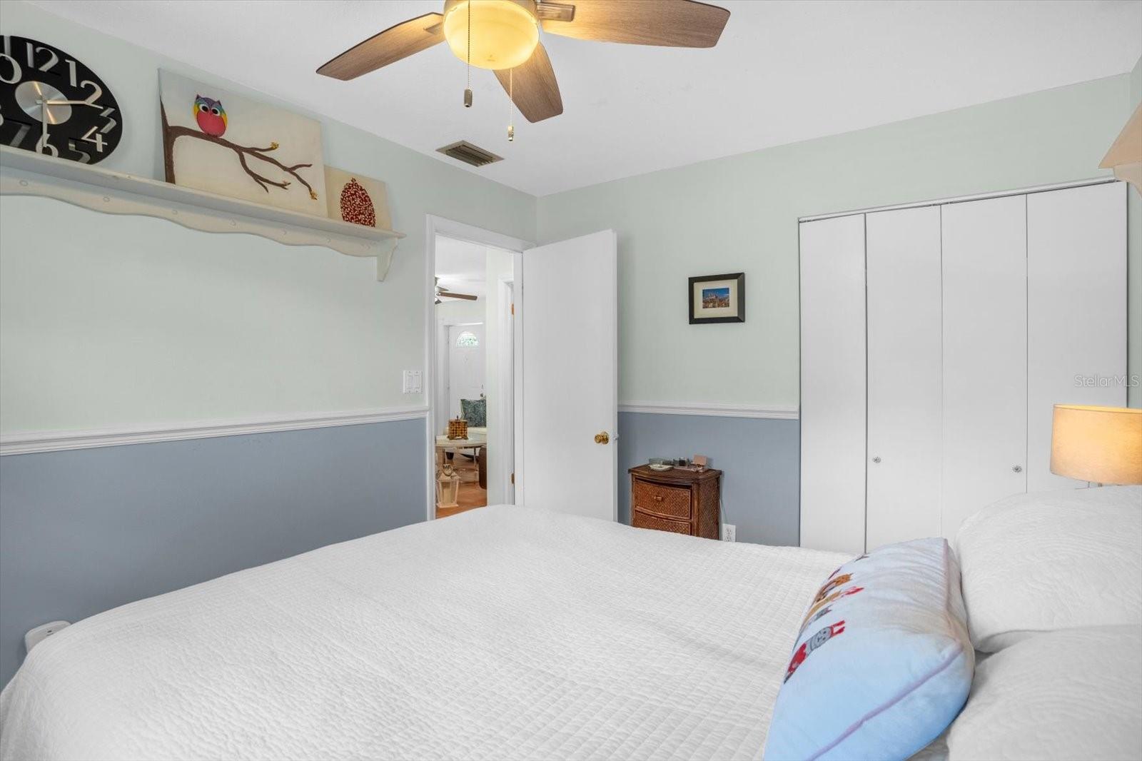 Image 11 of 17 For 739 Seminole Avenue