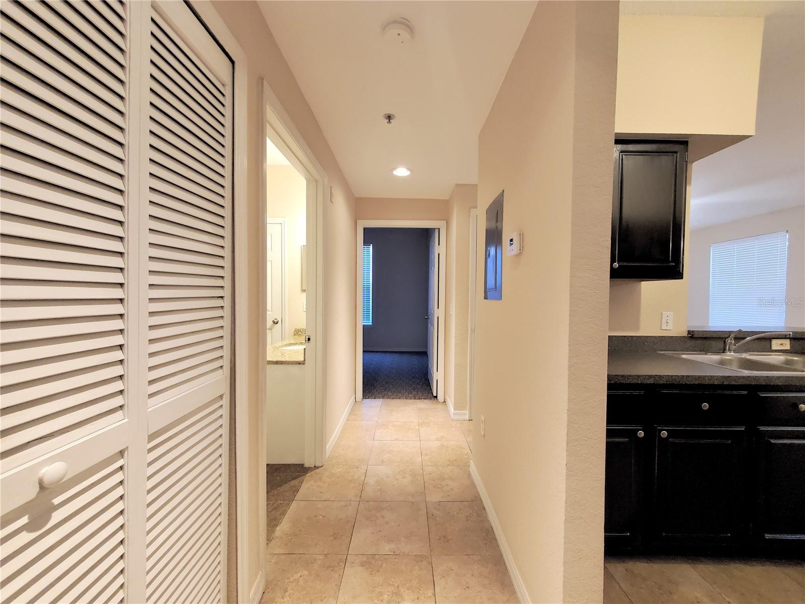 Image 10 of 18 For 6029 Westgate Drive 712