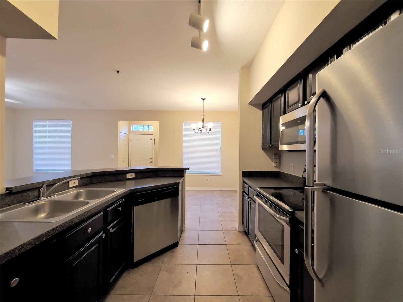 Image 11 of 18 For 6029 Westgate Drive 712