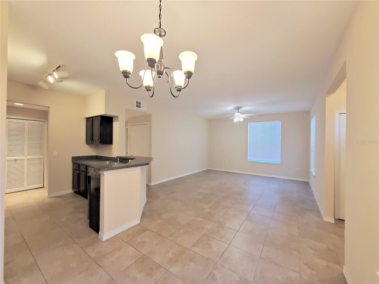 Image 17 of 18 For 6029 Westgate Drive 712