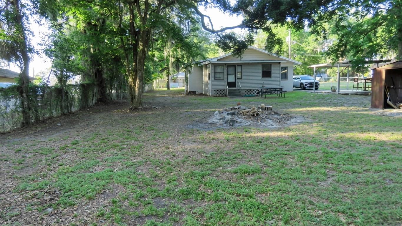 Image 11 of 26 For 1021 Mcnamee Street