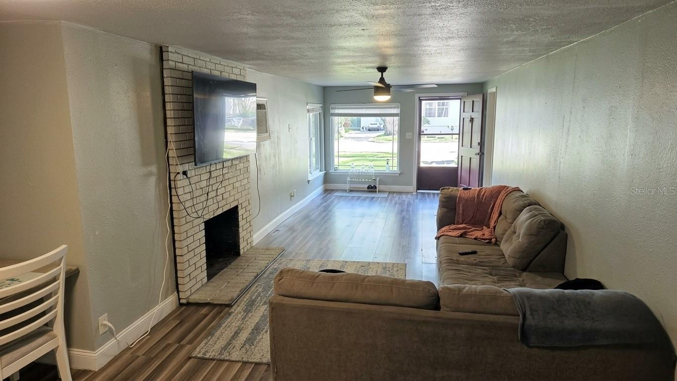 Image 14 of 26 For 1021 Mcnamee Street