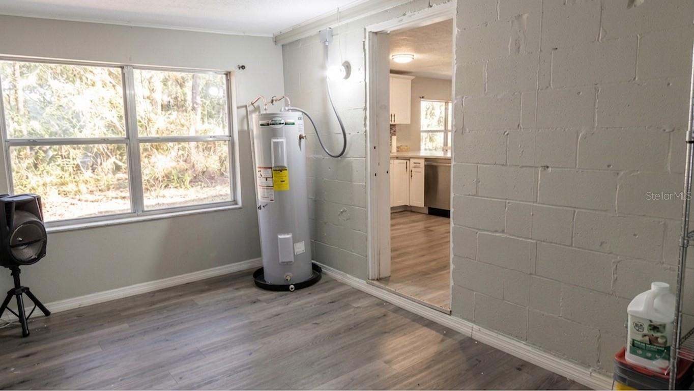 Image 19 of 26 For 1021 Mcnamee Street