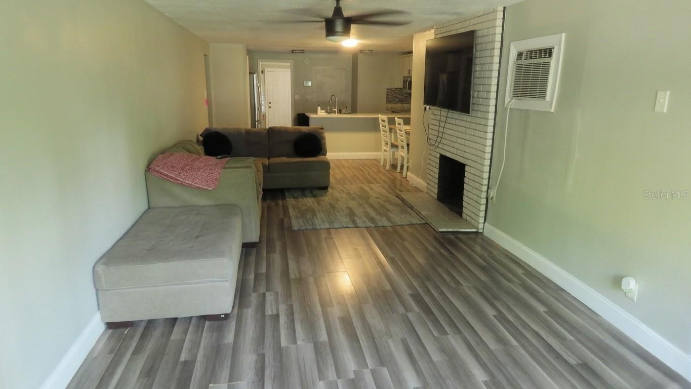 Image 21 of 26 For 1021 Mcnamee Street