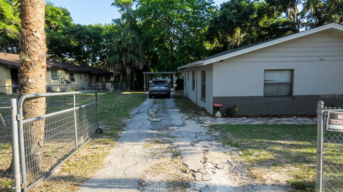 Image 5 of 26 For 1021 Mcnamee Street