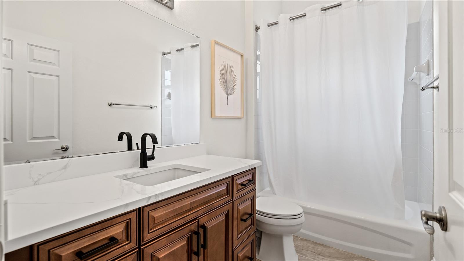 Image 16 of 31 For 4811 Keeneland Circle