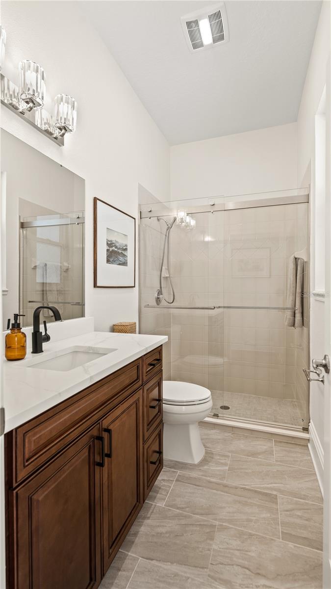 Image 23 of 31 For 4811 Keeneland Circle