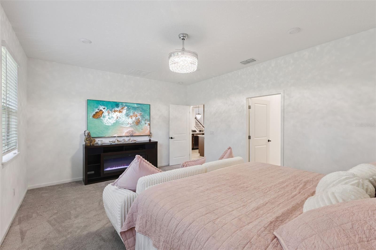 Image 20 of 62 For 887 Asterfield Lane